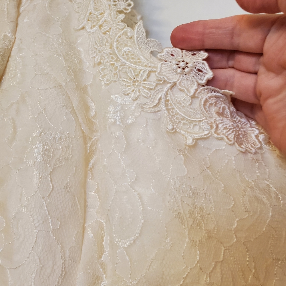 Bridal Originals Cream Gown, size 17/18 - Picture 5 of 10